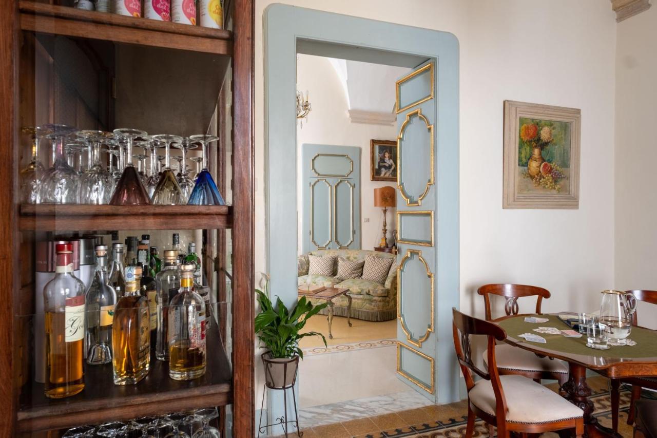 Palazzo Guido Bed & Breakfast Lecce Exterior foto