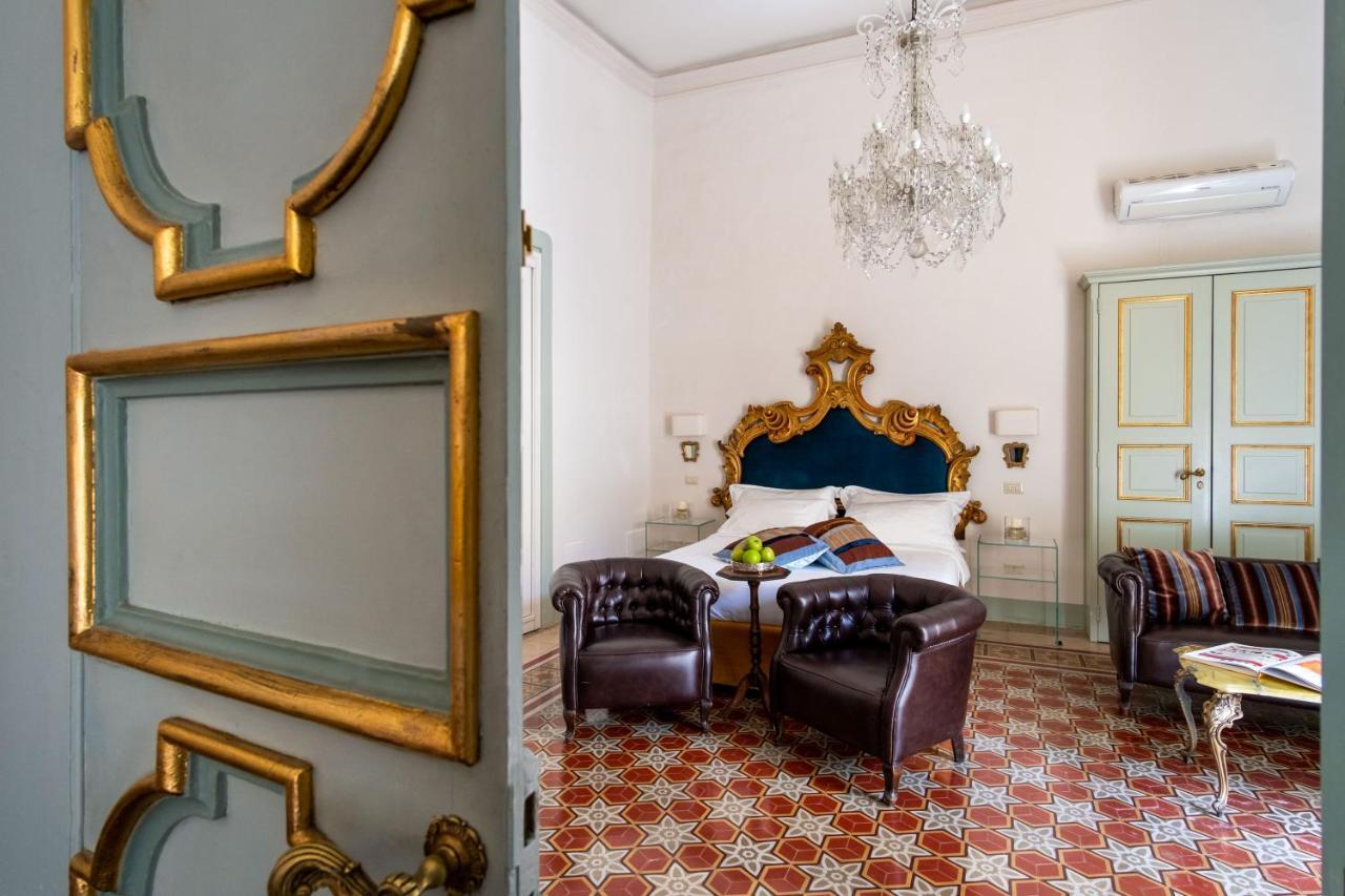 Palazzo Guido Bed & Breakfast Lecce Exterior foto