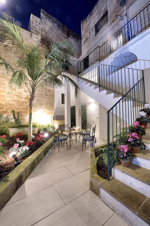 Palazzo Guido Bed & Breakfast Lecce Cameră foto